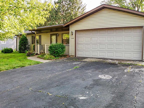 2nd image of 128 E Parkway Dr