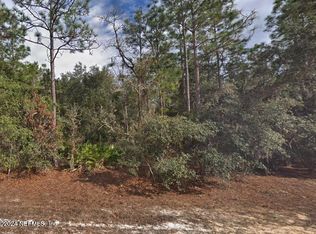 5 David Ave, Interlachen, FL 32148