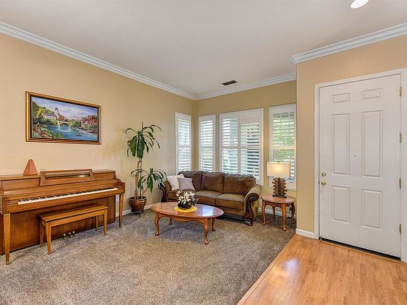 5th image of 1985 San Diego Cir