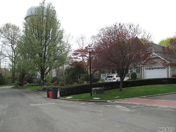 2nd image of 2 Mott Ct