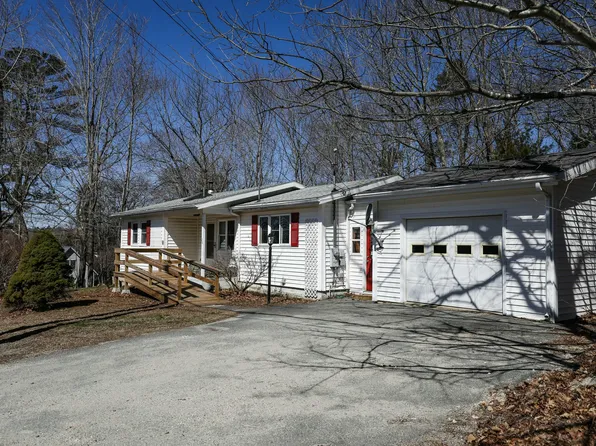 24 Lincoln Street, Ellsworth, ME 04605