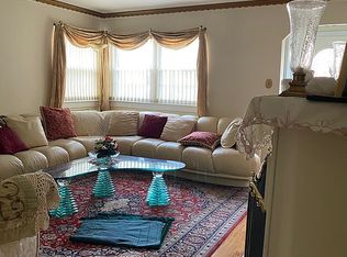 411 Central Blvd, New Hyde Park, NY 11040