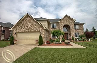 1st image of 716 Nissen Ct