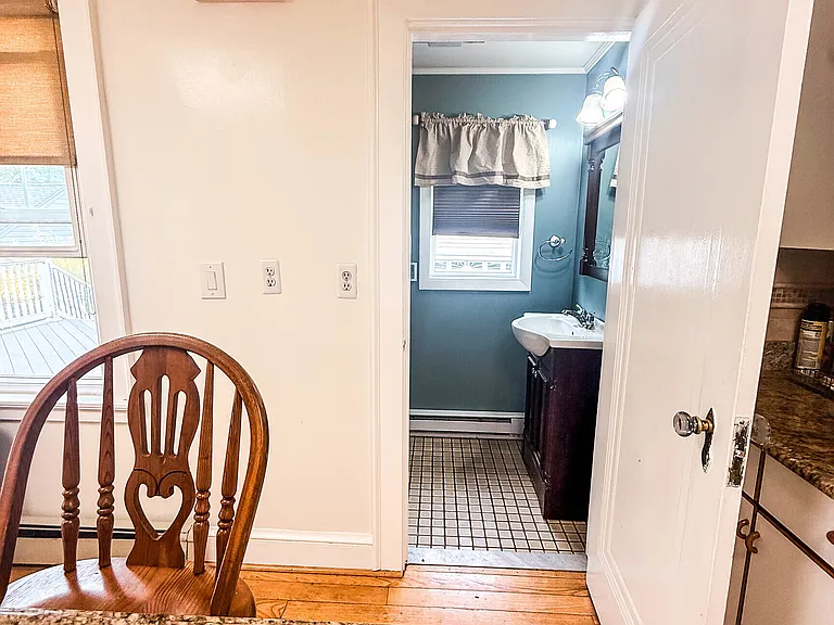 38 Grandview Ave — Photo 26