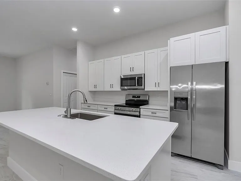 4592 SW Channel Heights Ct — Photo 11