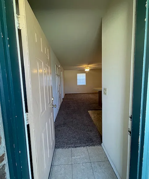 East Gate Inn — Photo 13