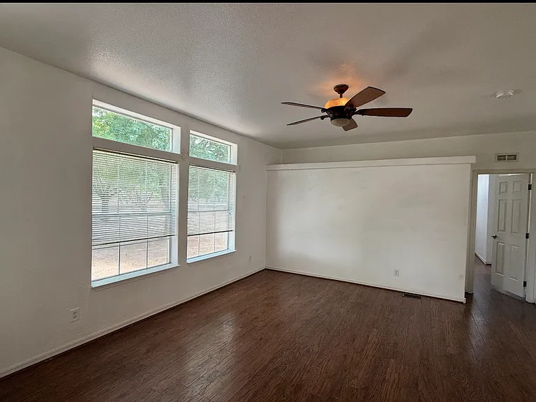 89B Edmundo Rd — Photo 9