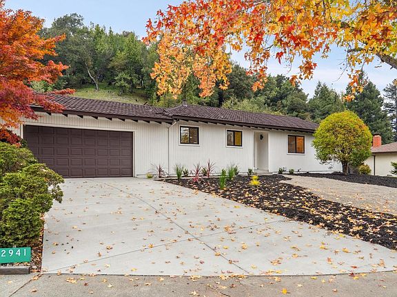 2nd image of 2941 Brookwood Drive