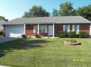 313 Erin Dr, Fairview Heights, IL 62208