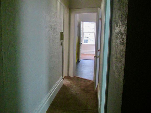 5th image of 1655 Waller St #4