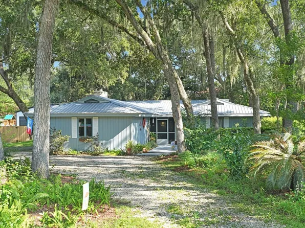 1731 Philips Manor Rd, Fernandina Beach, FL 32034