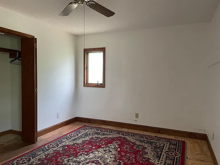 226 Rock Valley Rd — Photo 16