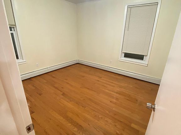 4th image of 9147 86th St Floor 2