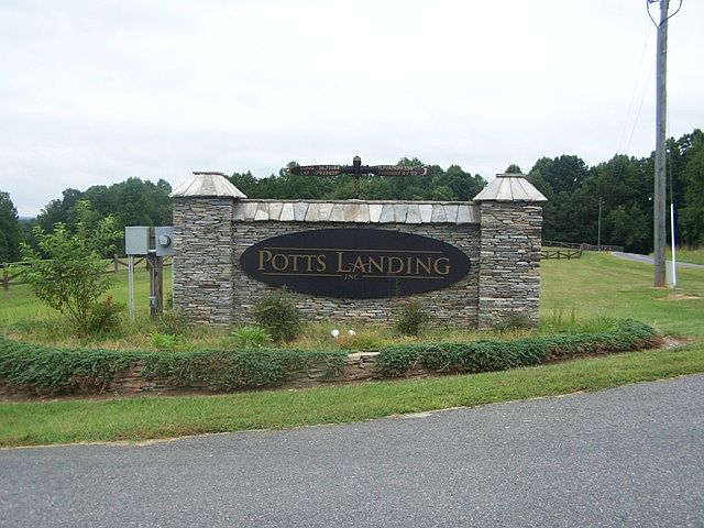 SIGN AT MAIN ENTRANCE