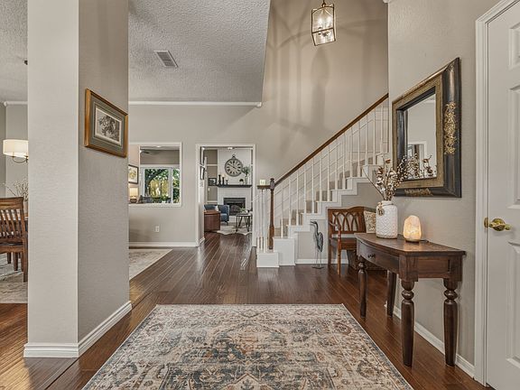 3rd image of 4433 Carolina St