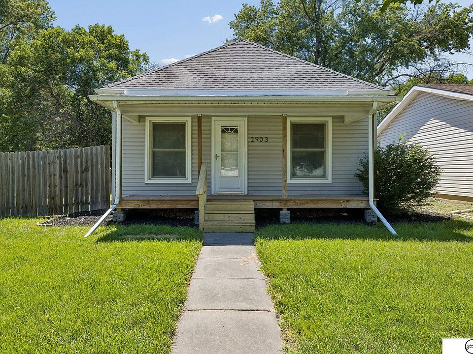 1st image of 2903 N 42nd St