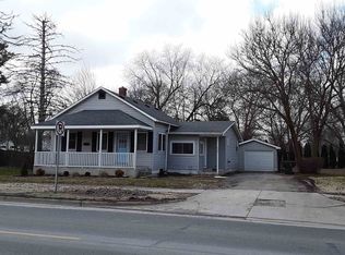 704 N Main St, Nappanee, IN 46550