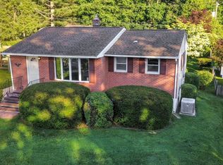7 Greenridge Rd, Newark, DE 19711