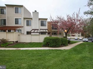 9333 Sparrow Valley Dr, Gaithersburg, MD 20886