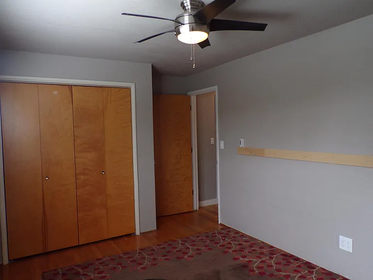 2740 NW Stewart St — Photo 24