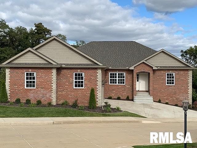 1st image of 2603 W Lake Pointe Ter