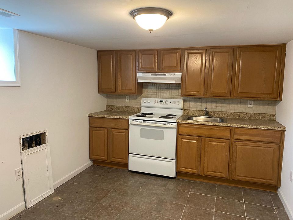 1st image of 2078 Fraley St #2