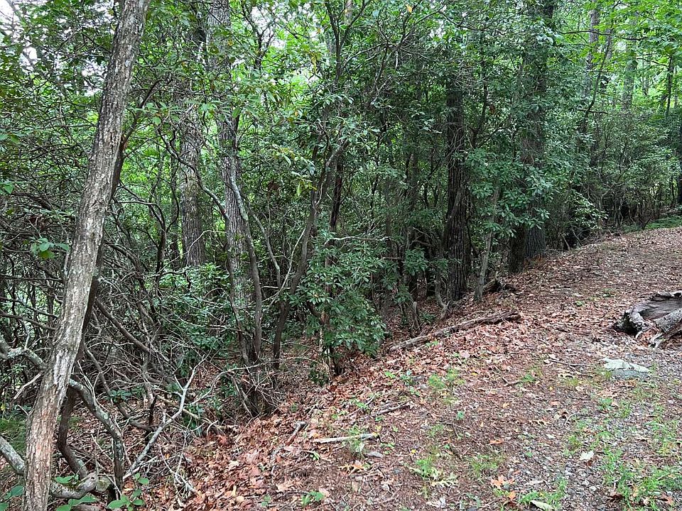 2nd image of 5 Highland Frg