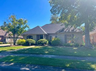 10927 Fernbrook Ave, Baton Rouge, LA 70809