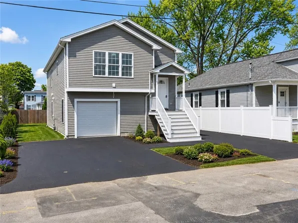 63 Balch St, Pawtucket, RI 02861