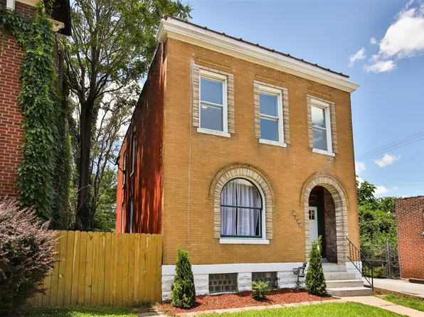 3915 California Ave, Saint Louis, MO 63118