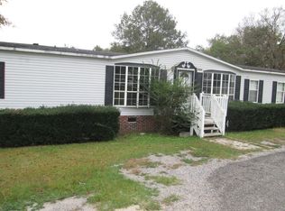 5608 Old Leesburg Rd, Hopkins, SC 29061