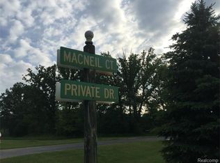 Kensington Rd, Brighton, MI 48114