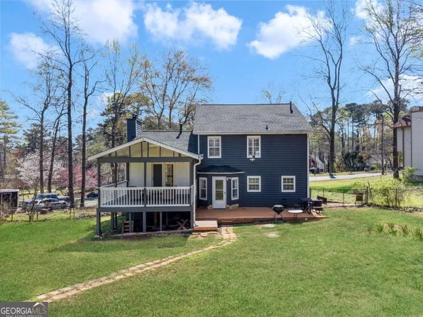 1349 Ashbrook Dr, Lawrenceville, GA 30043