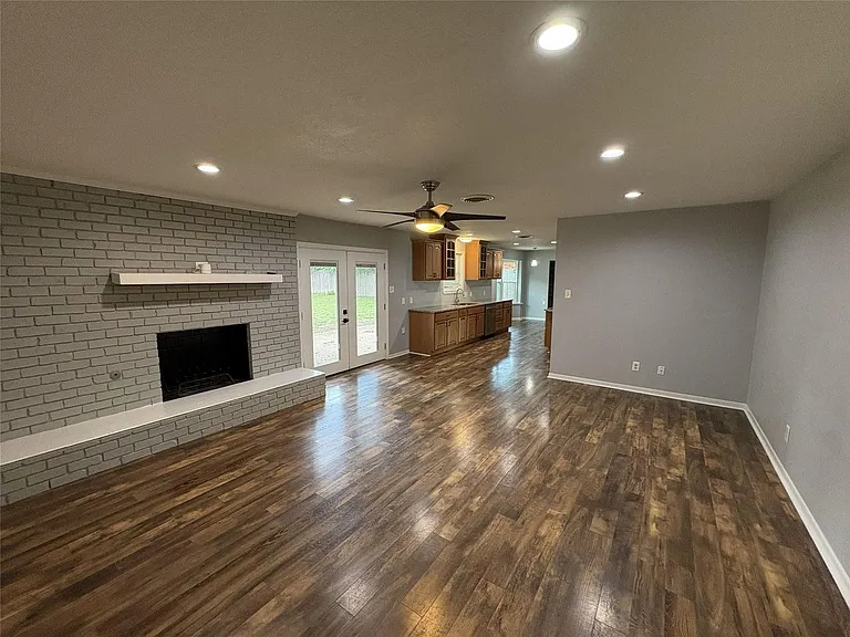 3509 Wharton Dr — Photo 5