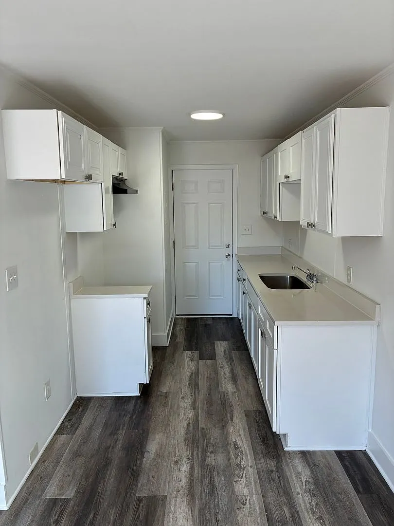 1415 Memorial Park Road — Photo 3