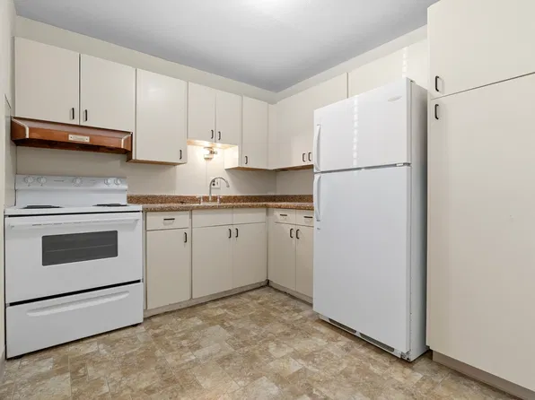74 Beach St Unit 5-11, Woburn, MA 01801