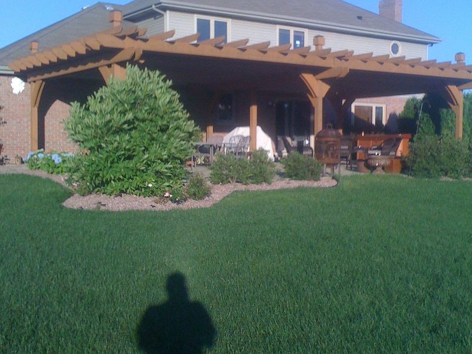 2nd image of 8925 Fairfield Ln