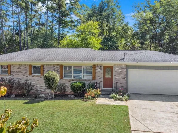 2741 Elkhart Cir SW, Marietta, GA 30064