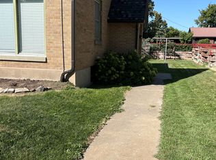 216 S 3rd St E, Preston, ID 83263