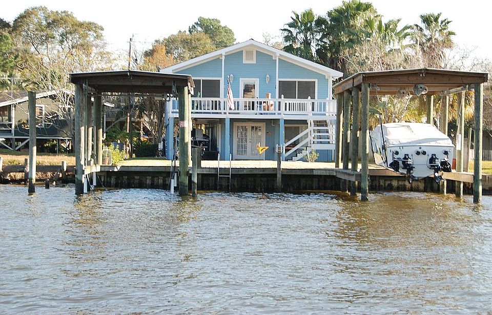 1st image of 2114 Cove Park Dr
