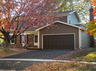 1196 Pinetree Ln, Bartlett, IL
