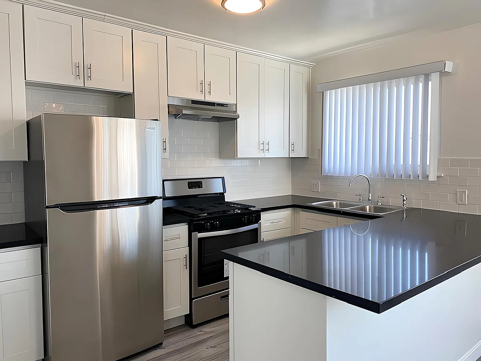 2 bed, $2,395 — Photo 3
