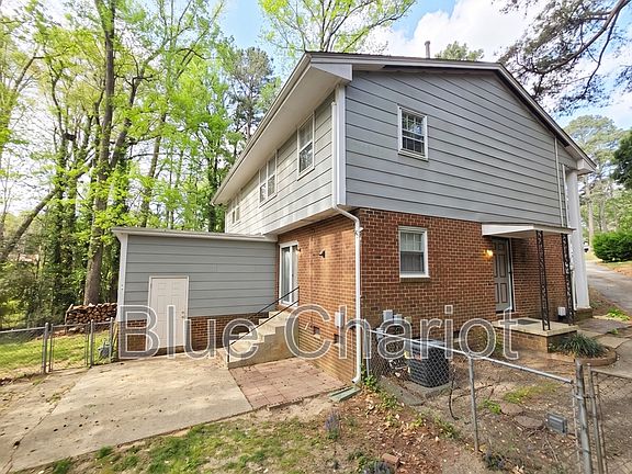 3rd image of 3109 Merrill Ct