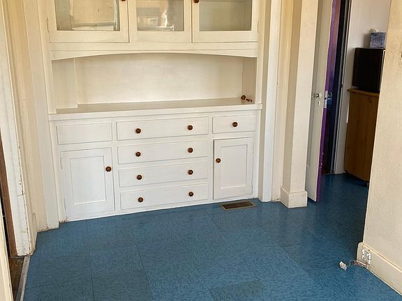 Extra room space could be used as an office or extra bedroom