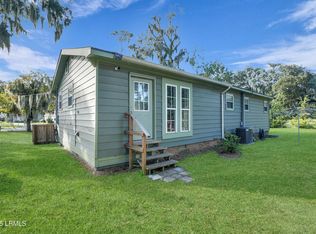 1109 Old Trail Rd, Beaufort, SC 29902