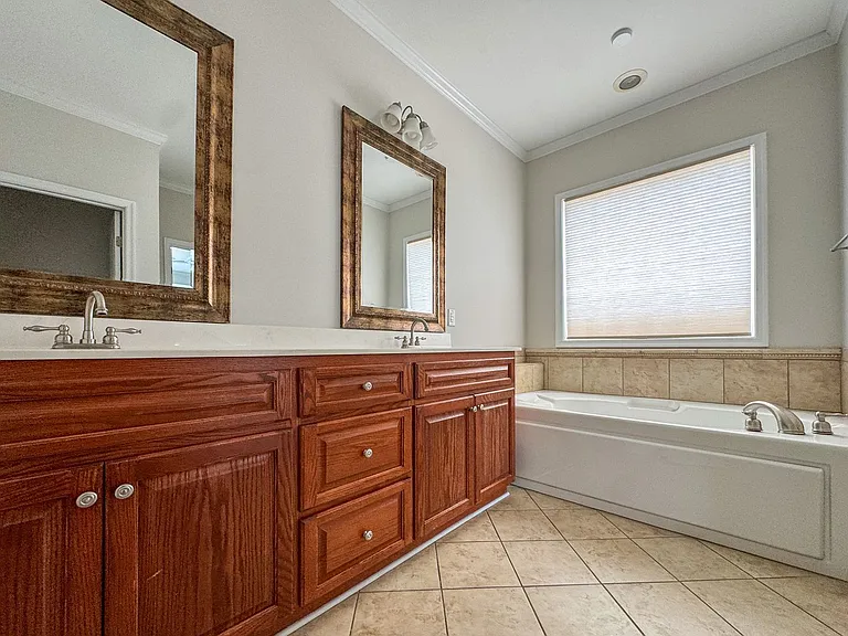 5905 Gentleman Dr — Photo 22