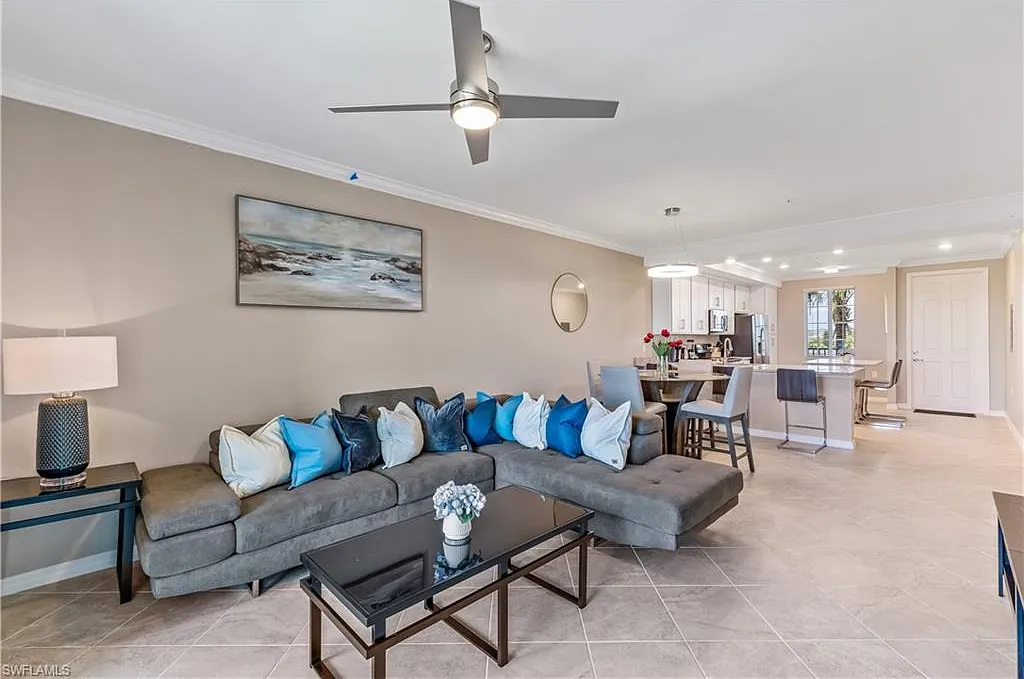 2 bed, 2.0 bath, 1120 sqft, $6,000 — Photo 2