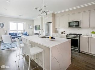 8 Glencoe St #9-201, Brighton, MA 02135