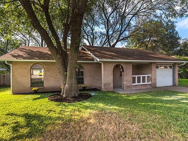 1st image of 7312 Shadywood Dr