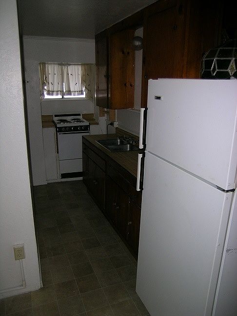 2nd image of 918 Glorene Ave APT 2